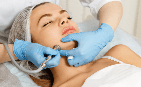 HydraFacial Treatment in Dubai